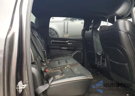 2020 Ram 1500 Laramie z USA, uszkodzony, nr VIN 1C6RREJT4LN146211